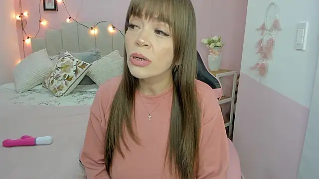 emilyharrix online show from 3, 3, 2026