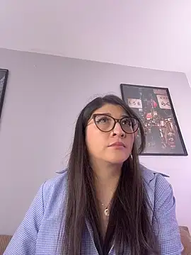 hannaasweet online show from 3, 2, 2026