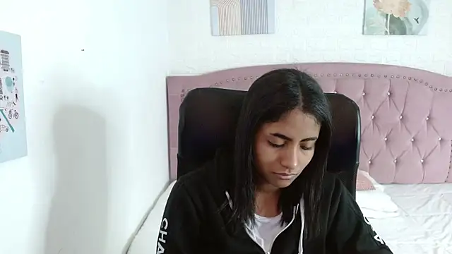 shaneelle online show from 15, 9, 2025