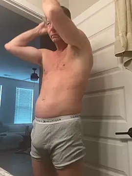 Goldenbear3111 online show from 18, 4, 2026