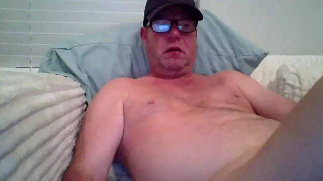 Snapshot of Goldenbear3111 chatting on 16, 5, 2026 Goldenbear3111 online show from 16, 5, 2026