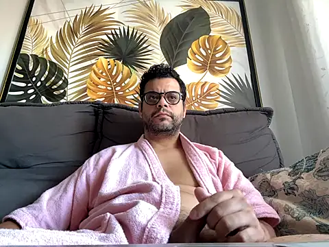 Snapshot of HornyBeachBoyBR chatting on 3, 6, 2026 HornyBeachBoyBR online show from 3, 6, 2026