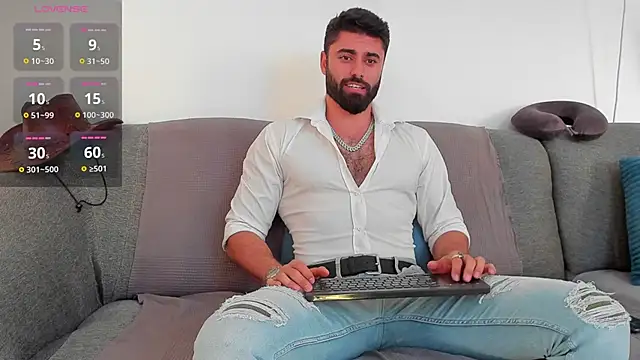 Snapshot of RawAdam chatting on 3, 3, 2025 RawAdam online show from 3, 3, 2025