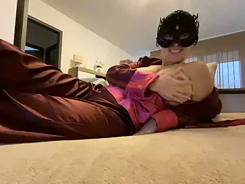 Snapshot of Marilou1983 chatting on 6, 2, 2025 Marilou1983 online show from 6, 2, 2025