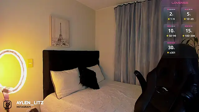 Snapshot of litz81 chatting on 9, 9, 2025 litz81 online show from 9, 9, 2025