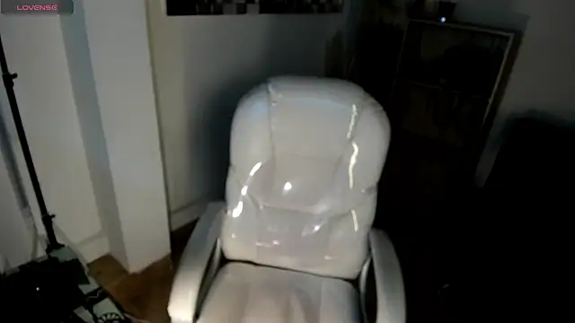 Snapshot of Vic_beckeer chatting on 14, 9, 2025 Vic beckeer online show from 14, 9, 2025