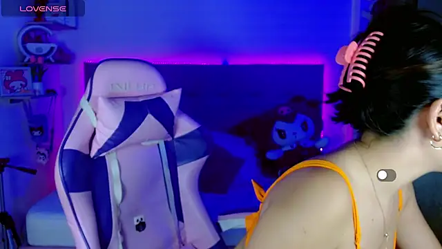 Snapshot of Kylie_brokee chatting on 4, 3, 2025 Kylie brokee online show from 4, 3, 2025