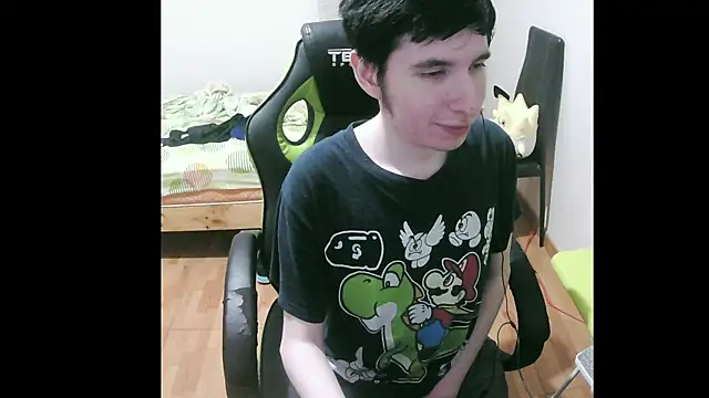 Snapshot of Twink_martinboy chatting on 21, 1, 2025 Twink martinboy online show from 21, 1, 2025