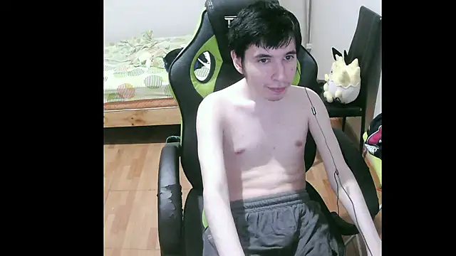 Snapshot of Twink_martinboy chatting on 26, 1, 2025 Twink martinboy online show from 26, 1, 2025