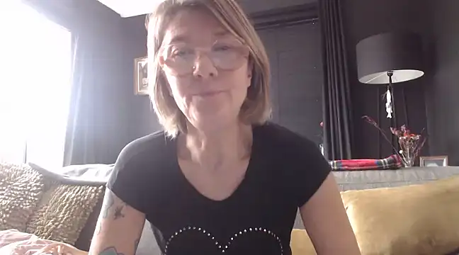 Snapshot of godinflower chatting on 24, 1, 2025 godinflower online show from 24, 1, 2025