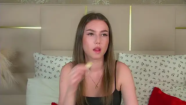 AliceMoreno online show from 9, 9, 2025