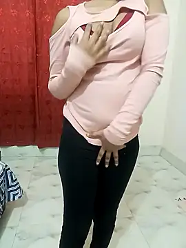 Snapshot of Baby_love667 chatting on 6, 1, 2026 Baby love667 online show from 6, 1, 2026