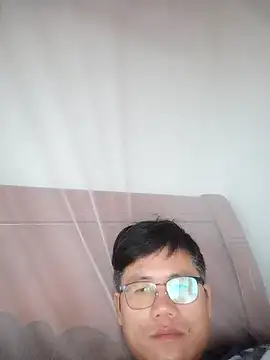 findagirlfriend online show from 15, 12, 2025