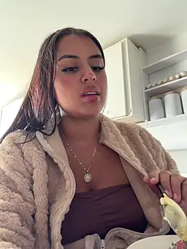 EmmaTorres  online show from 9, 2, 2026