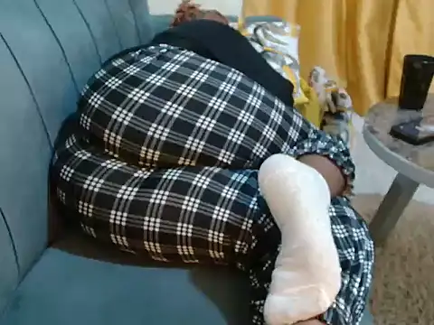 leslysexygirl online show from 21, 11, 2025