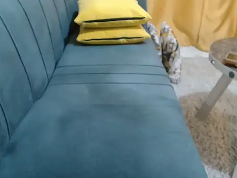 leslysexygirl online show from 17, 4, 2026