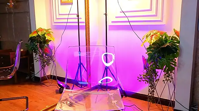 AlessiaLondon online show from 16, 3, 2026