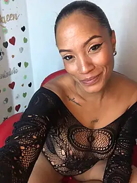 Snapshot of AdelaHaneix chatting on 10, 10, 2025 AdelaHaneix online show from 10, 10, 2025