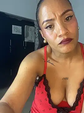 Snapshot of AdelaHaneix chatting on 11, 11, 2025 AdelaHaneix online show from 11, 11, 2025