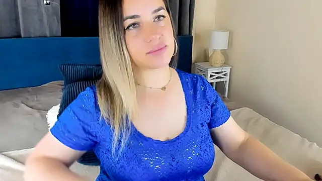 Snapshot of MilenaMiler_X chatting on 12, 5, 2026 MilenaMiler X online show from 12, 5, 2026
