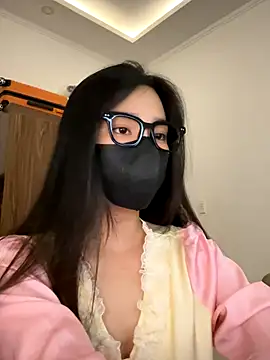 Lilisa miu online show from 9, 10, 2025