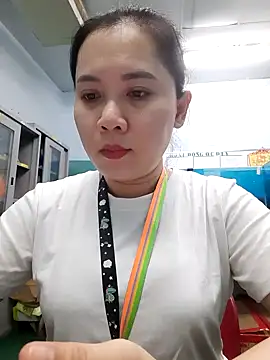 Benlla2802 online show from 17, 12, 2024