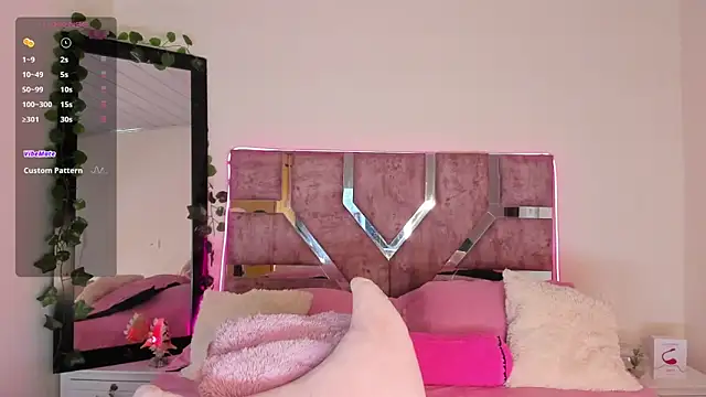 AmyWesley online show from 16, 2, 2025