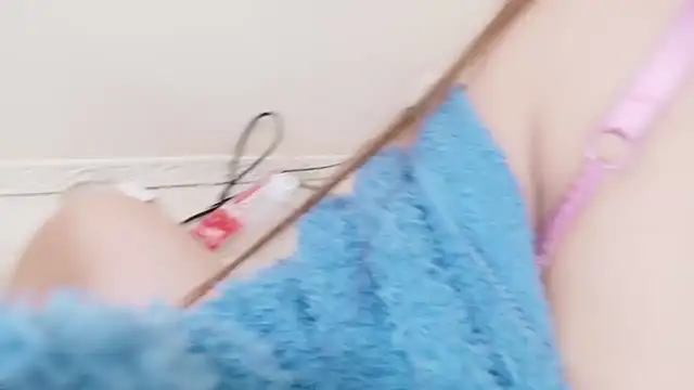 Snapshot of _chanMOMO_ chatting on 4, 12, 2025 chanMOMO online show from 4, 12, 2025