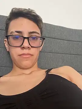 Cutie Shy  online show from 20, 2, 2026