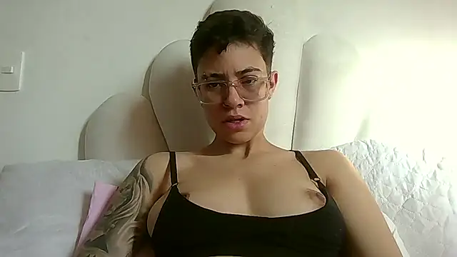 Snapshot of Cutie_Shy_ chatting on 14, 7, 2026 Cutie Shy online show from 14, 7, 2026