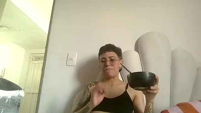 Snapshot of Cutie_Shy_ chatting on 28, 7, 2026 Cutie Shy online show from 28, 7, 2026