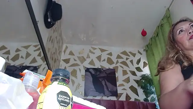 Kazsandraa online show from 1, 3, 2026