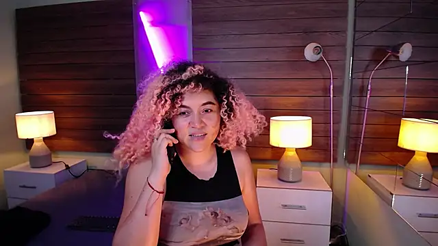 Snapshot of Kateryn_ chatting on 17, 1, 2025 Kateryn online show from 17, 1, 2025