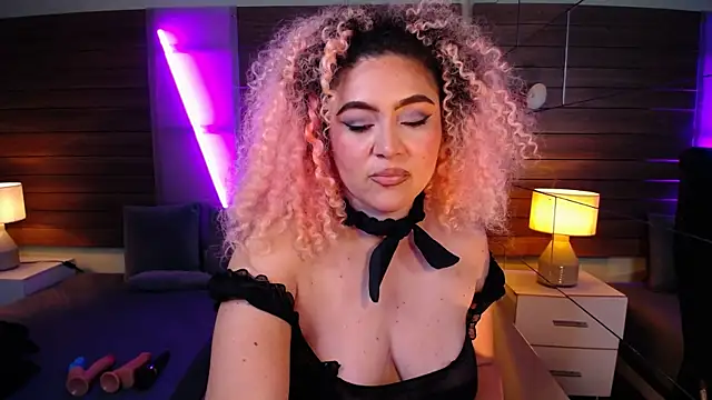Snapshot of Kateryn_ chatting on 21, 1, 2025 Kateryn online show from 21, 1, 2025
