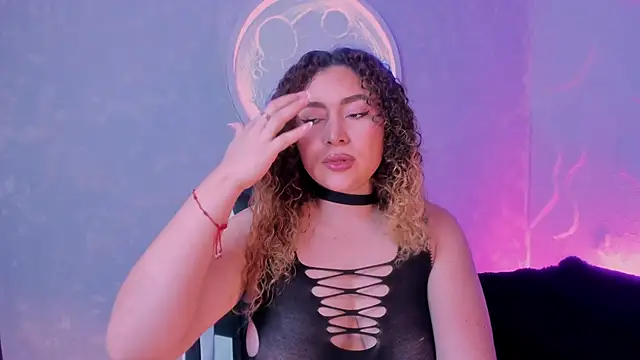 Kateryn  online show from 11, 10, 2025