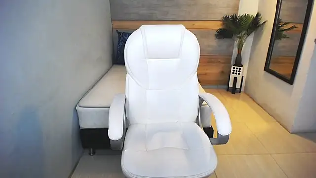 Snapshot of liseth_fox chatting on 10, 12, 2024 liseth fox online show from 10, 12, 2024