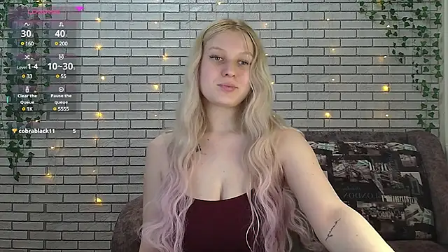 EmiliaDuchess online show from 4, 12, 2024