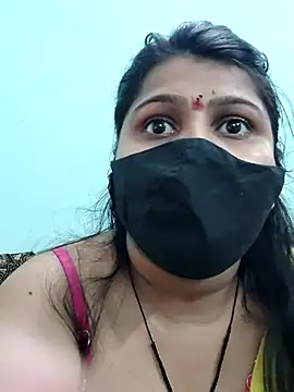 Snapshot of Hotty-simran chatting on 1, 10, 2025 Hotty-simran online show from 1, 10, 2025