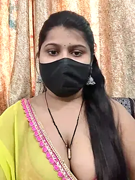 Snapshot of Hotty-simran chatting on 14, 10, 2025 Hotty-simran online show from 14, 10, 2025