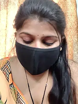 Snapshot of Hotty-simran chatting on 3, 2, 2026 Hotty-simran online show from 3, 2, 2026