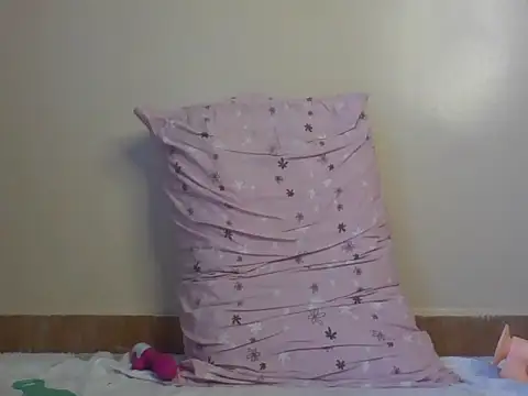 Apple bitch online show from 21, 2, 2025