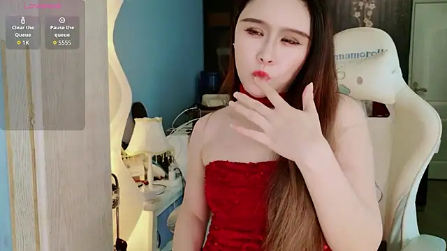 Snapshot of HU131452 chatting on 5, 5, 2026 HU131452 online show from 5, 5, 2026
