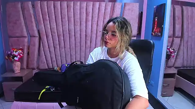 Olivia Fox69 online show from 17, 1, 2025