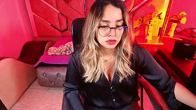 Olivia Fox69 online show from 12, 11, 2025