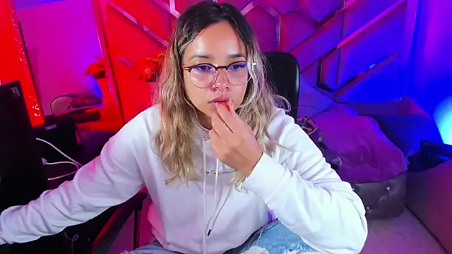 Olivia Fox69 online show from 29, 11, 2025