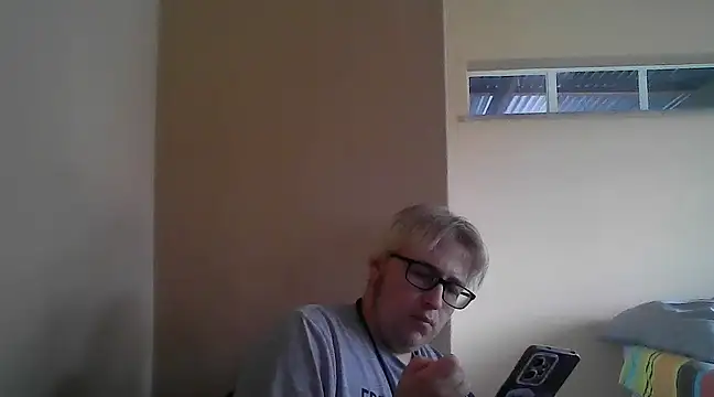 Snapshot of bisexualboy05 chatting on 12, 3, 2025 bisexualboy05 online show from 12, 3, 2025