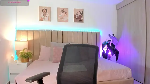 Victoria romanox online show from 18, 11, 2025