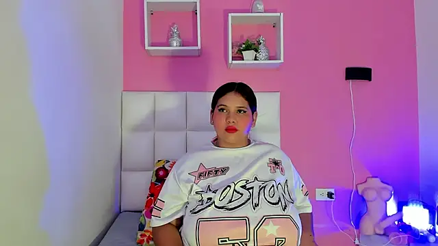 Snapshot of Alanna_hot3 chatting on 21, 5, 2026 Alanna hot3 online show from 21, 5, 2026