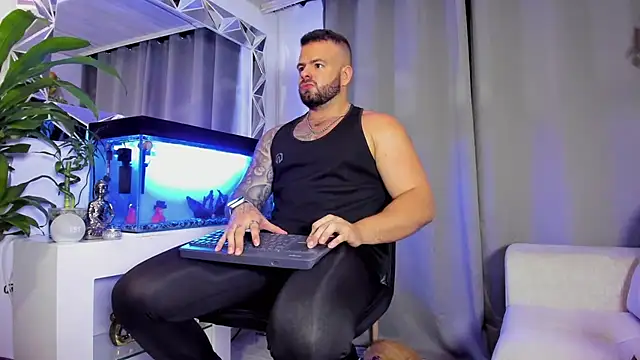 Johnnygrayson1 online show from 3, 1, 2025