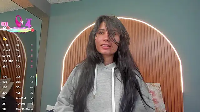 NayeCloud online show from 9, 1, 2026